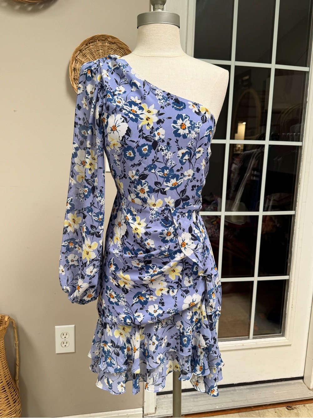 Astr One-Shoulder Lavender Floral Ruffle Dress
